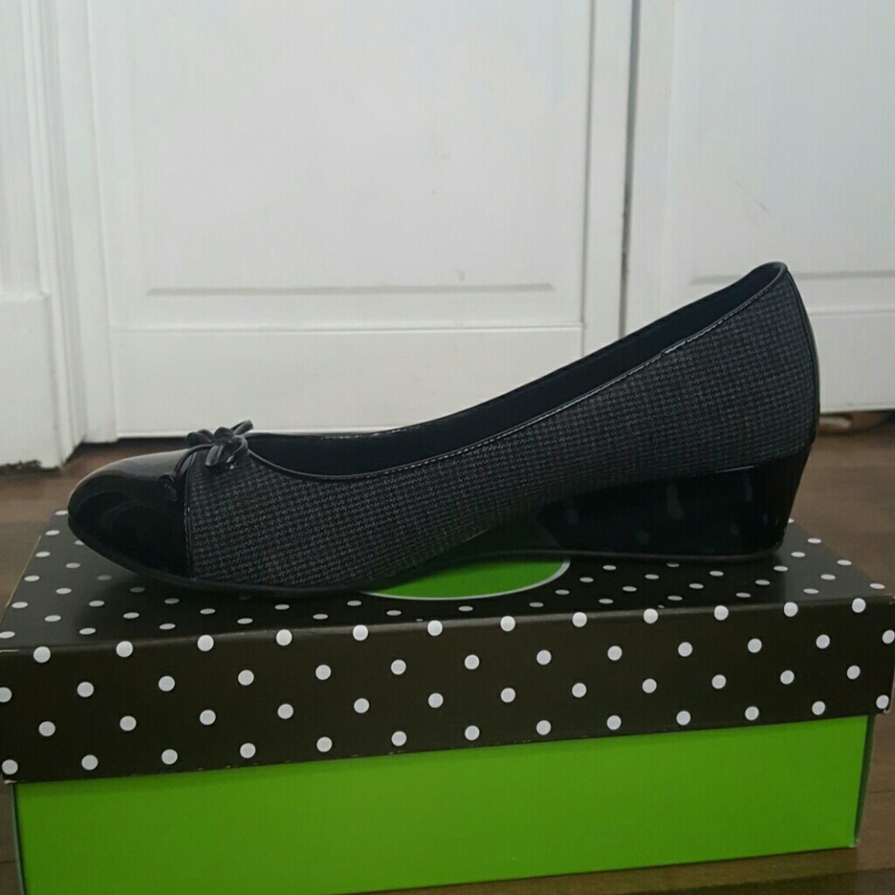 Women's size 11 shoes